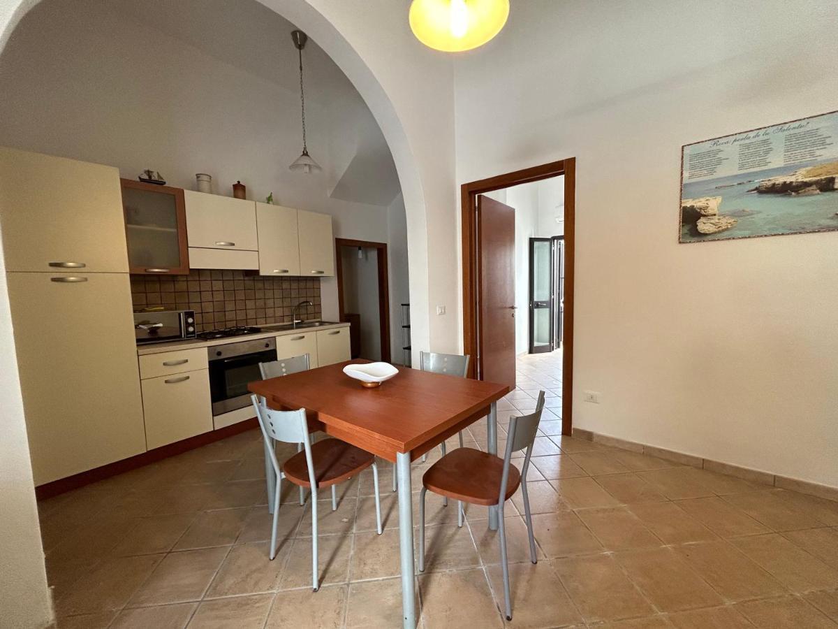 Suite Le Due Sorelle Torre dell'Orso Buitenkant foto
